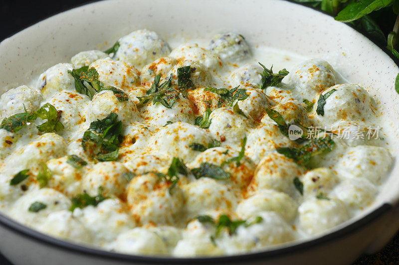 泡莲子(Makhana) Raita